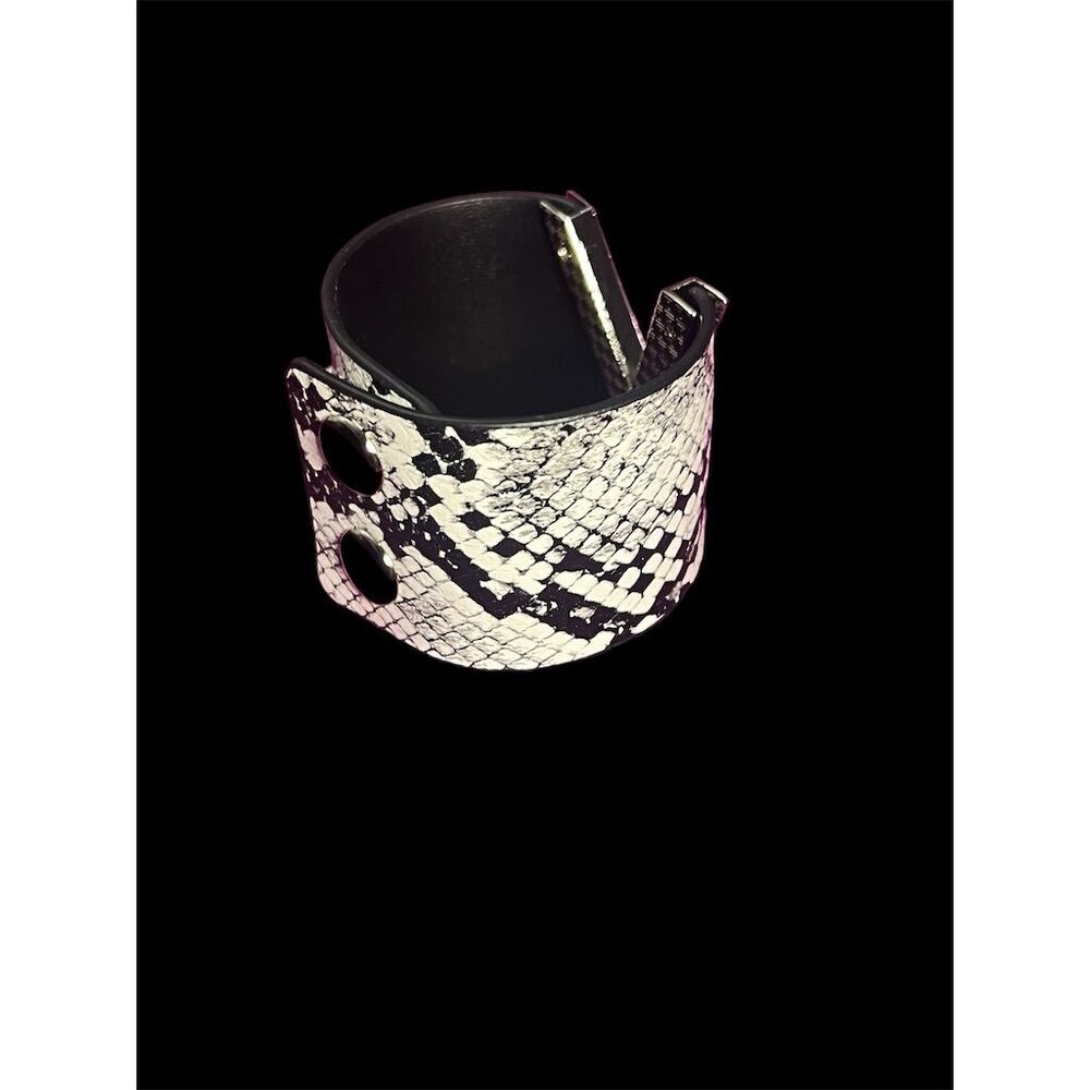 Fashionable Snake Print Faux Leather Wide Cuff Bracelet with V Logo - Picture 10 of 11